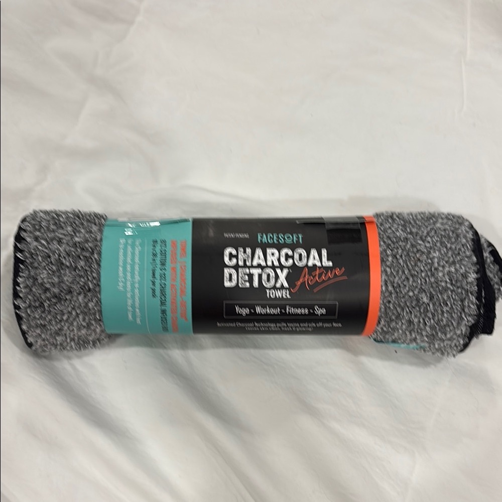 Facesoft Charcoal Detox Towel - Gray